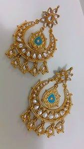 Zeenat earrings