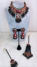 Load image into Gallery viewer, ‘Kumkum’ Meenakari Choker set
