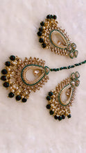 Load image into Gallery viewer, Preeta Emerald earrings
